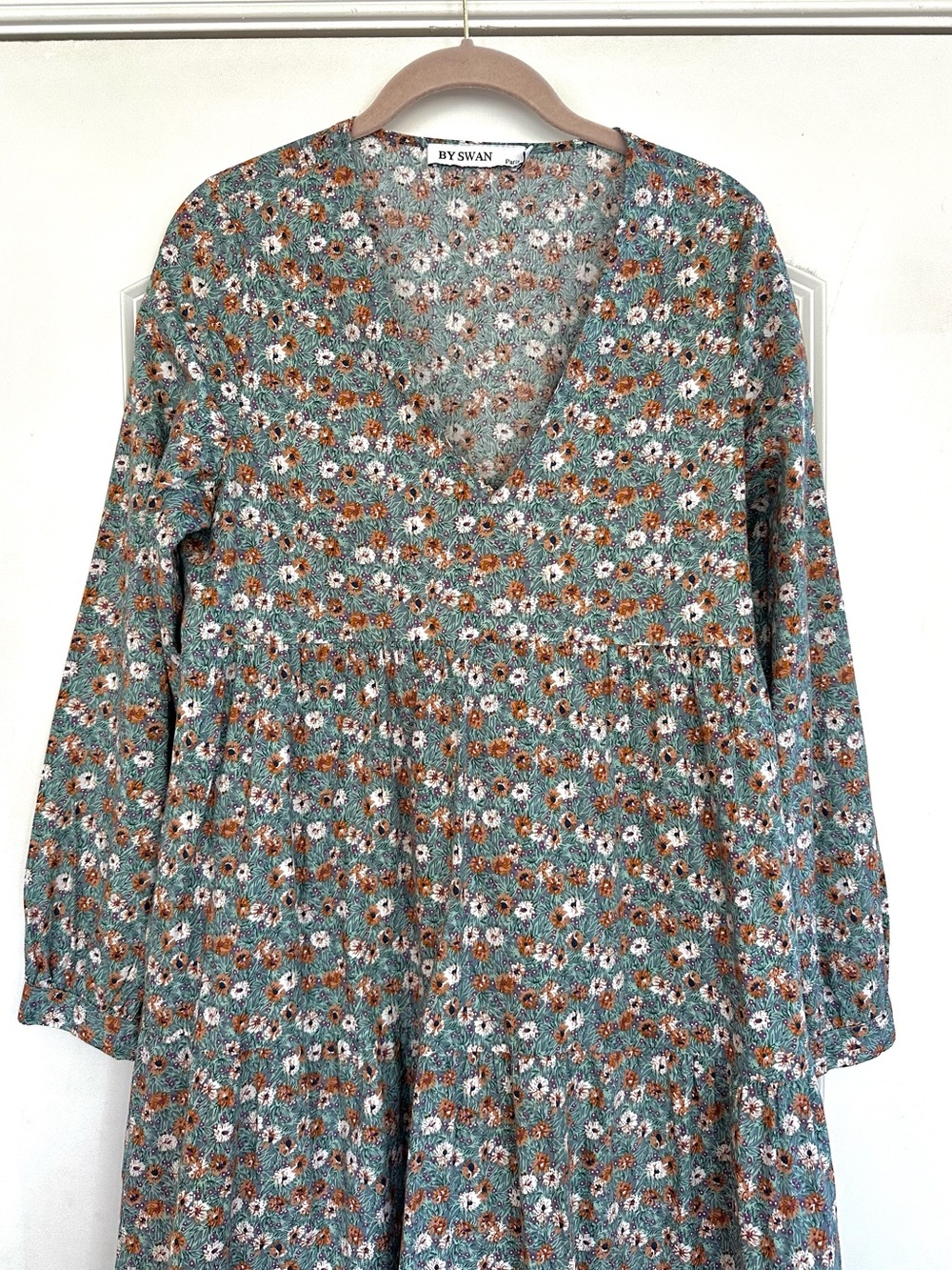 Swan Paris Boutique Tiered Maxi Dress Floral Long Sleeve Blue White Large